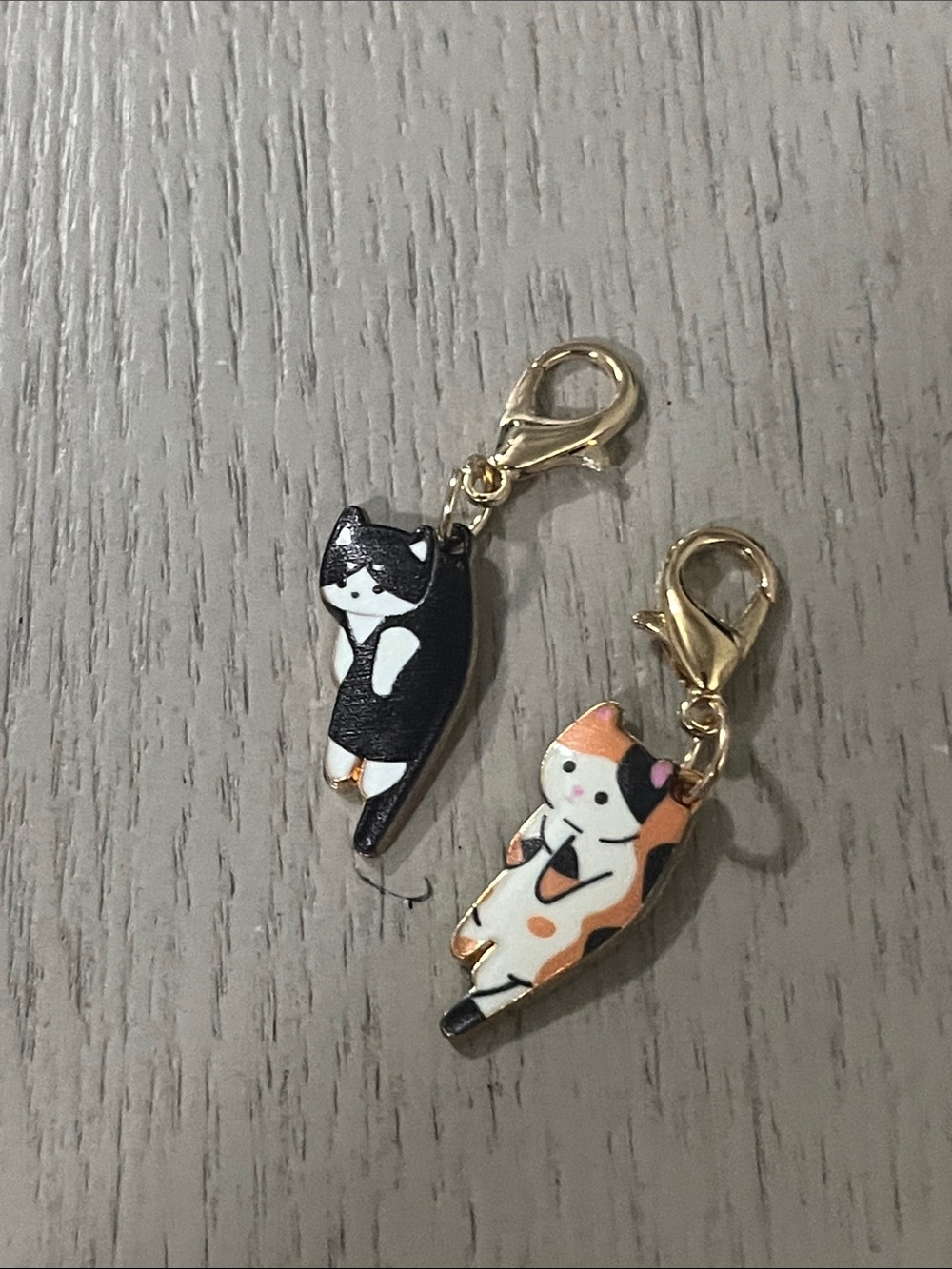 Gold-Clip Black and Calico Cat Zipper Pull set for bags